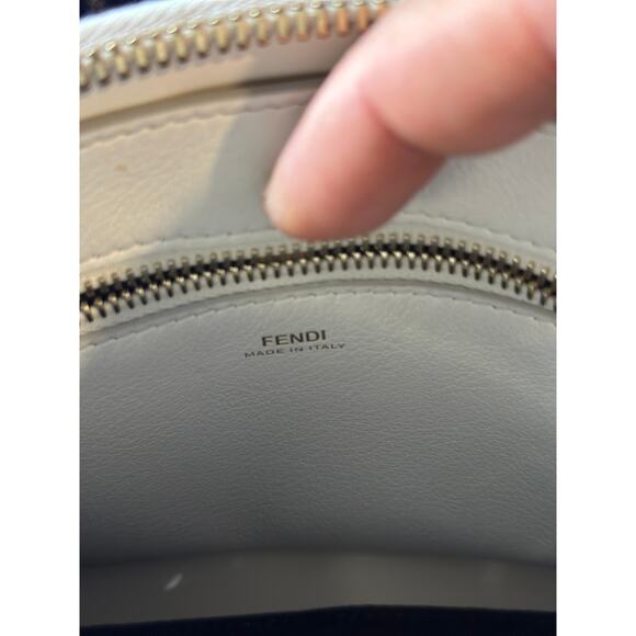 BNWT Fendi Whipstitch Dotcom Bag‎ in White calf leather! FULL INCLUSION - Picture 16 of 16